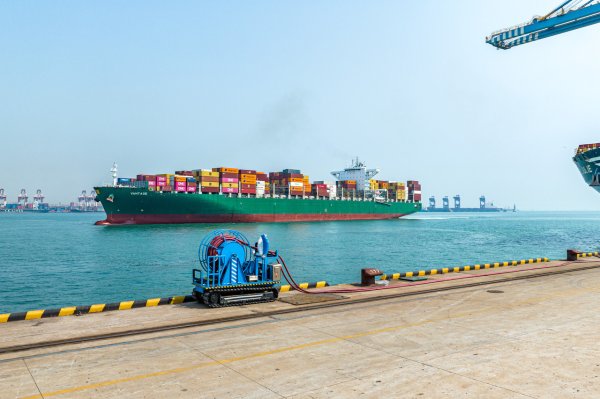 配资知识网配资 青岛港与华光自然电力达成战略合作&#32;共同开发岸电及船舶充电项目