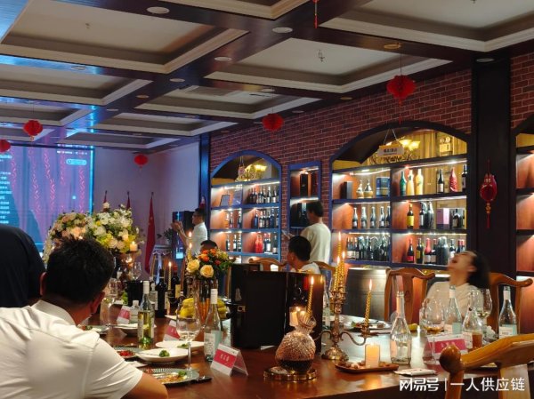 专业股票配资论坛 700 + 免费商标任挑：让你的葡萄酒即刻拥有 “专属身份”