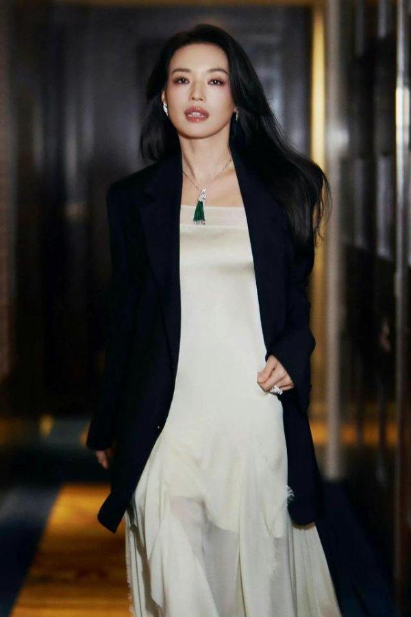 国内最大的证券公司 舒淇超美造型合集